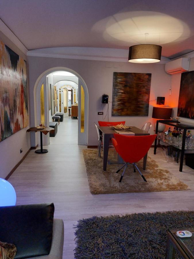 Contemporary Art By Spanish Step Gasthof